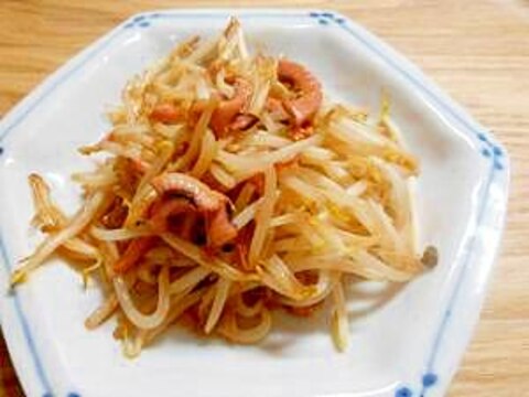 メチャ簡単！イカ塩辛で味付け無しのもやし炒め